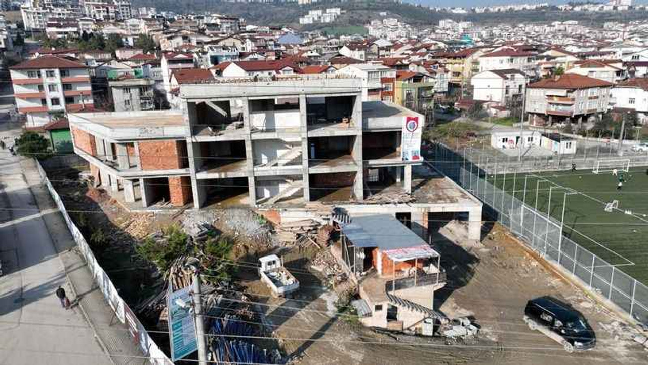 O gençlik merkezindeki çalışmalarda büyük ilerleme